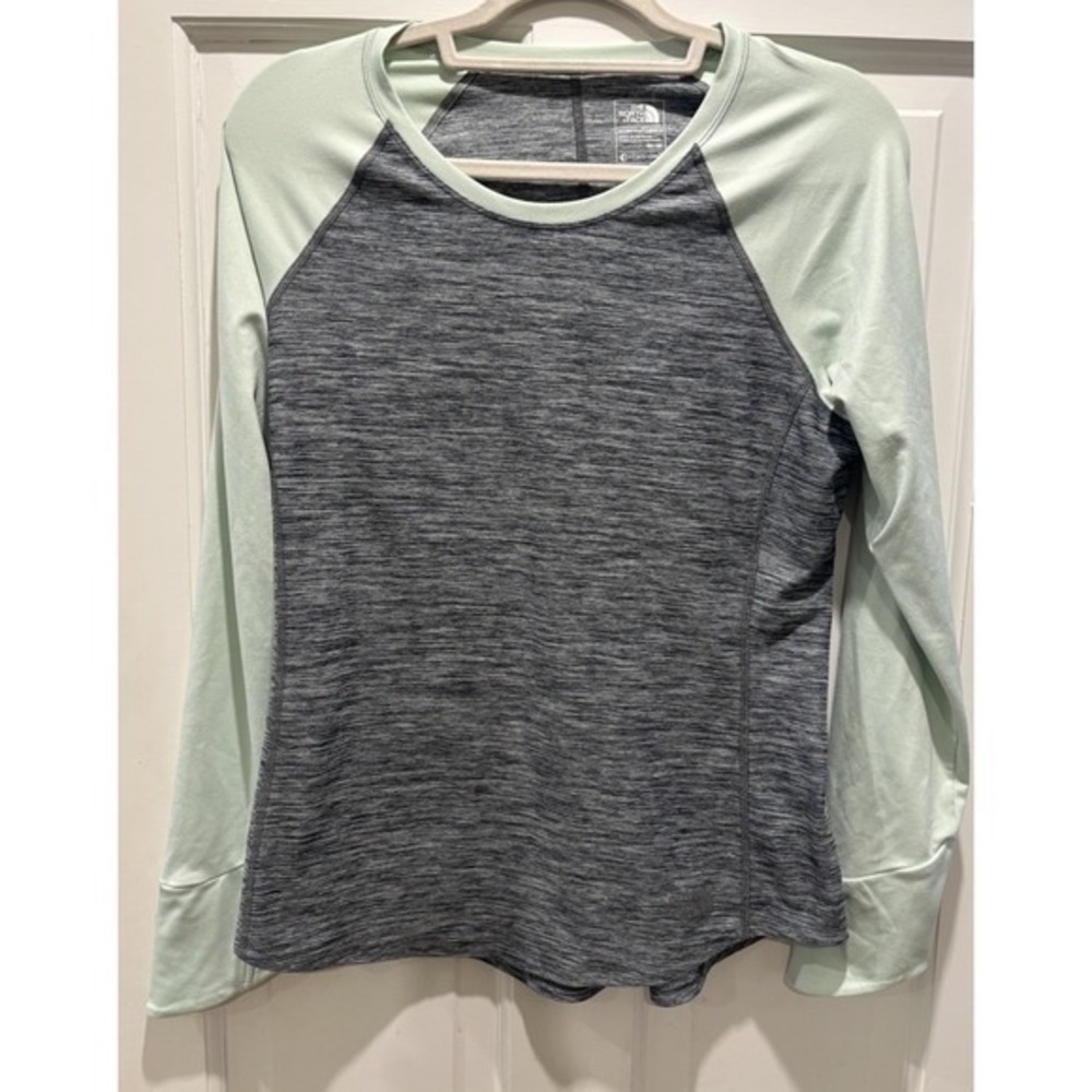 The North Face Gray  Green Long Sleeve Flash Dry Running Top Women's Size Medium